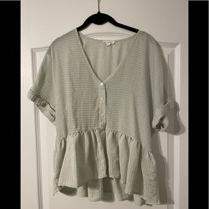 Blu Pepper, size large, Light sea foam peplum